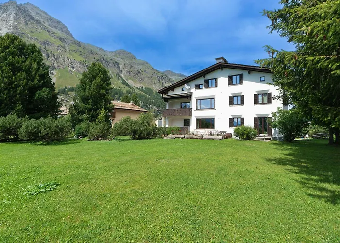 아파트 Chesa Tscheppa 1 By Interhome